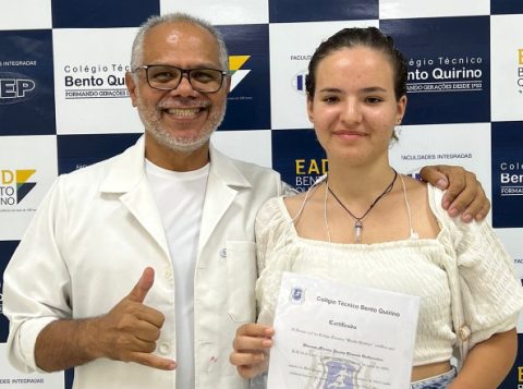 Wanessa Miranda Pereira - Formada em Biotecnologia pelo Bentinho, foi aprovada no curso de  Engenharia Ambiental na UNESP.